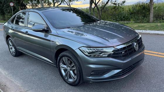 VOLKSWAGEN JETTA 1.4 250 TSI TOTAL FLEX R-LINE TIPTRONIC VOLKSWAGEN JETTA 1.4 250 TSI TOTAL FLEX R-LINE TIPTRONIC